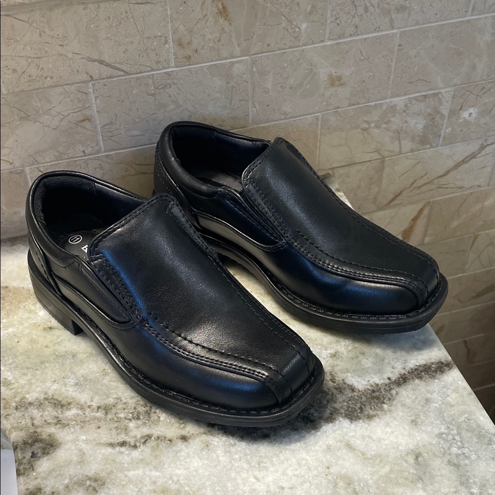 Classic Black Kids' Dress Shoes